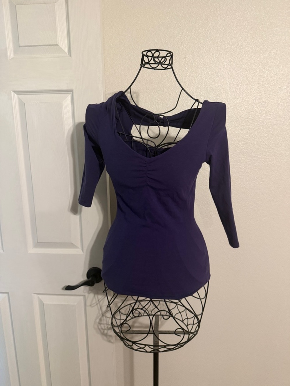 Scoop Neck Long Sleeve Top in Deep Purple